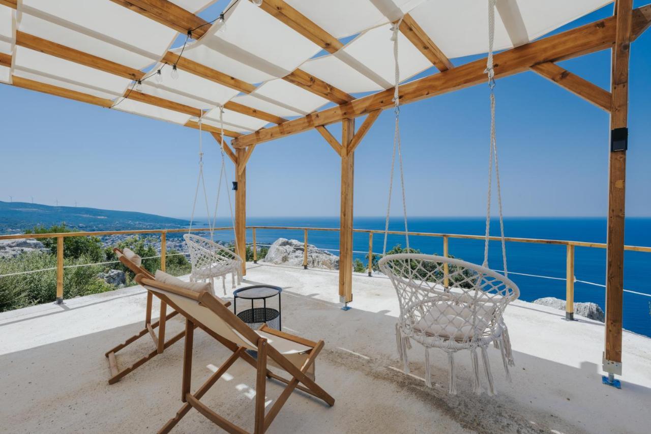 Olive Hills Holiday Homes Bar Extérieur photo